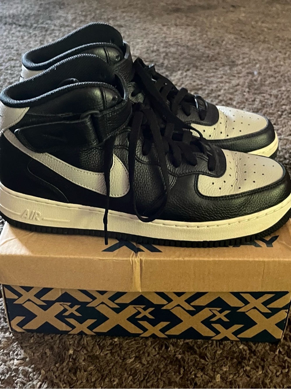Nike Air Force 1 Black and Gray High-Top Sneakers with Strap - Style DV3908-900 - Picture 3 of 3